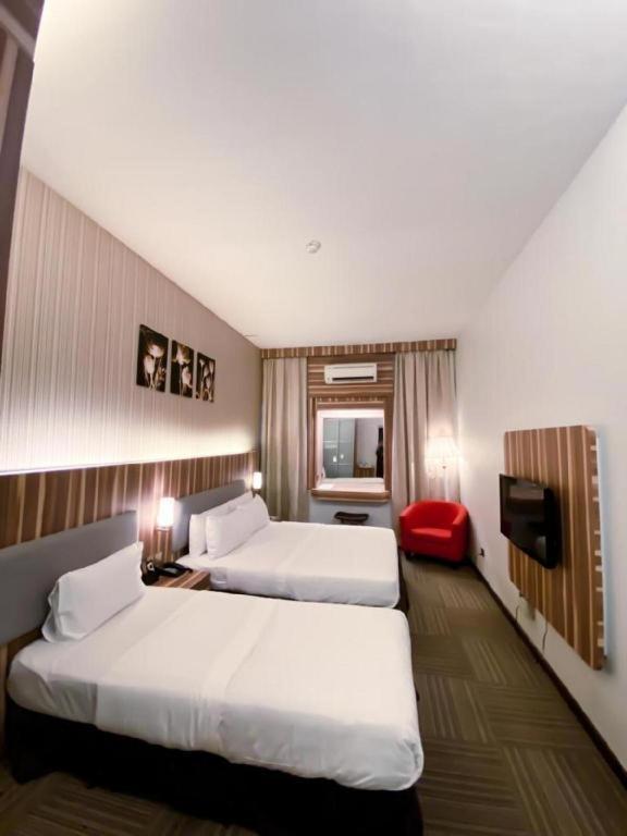 The Landmark Hotel Batu Pahat Exterior photo
