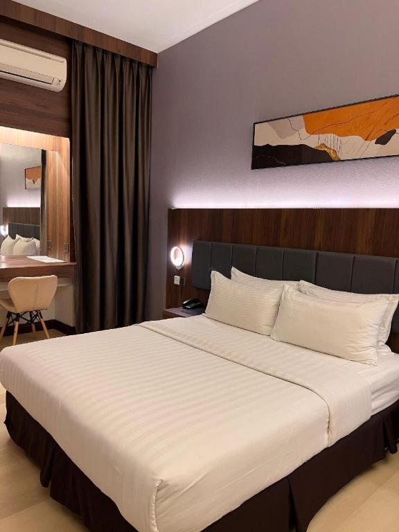 The Landmark Hotel Batu Pahat Exterior photo